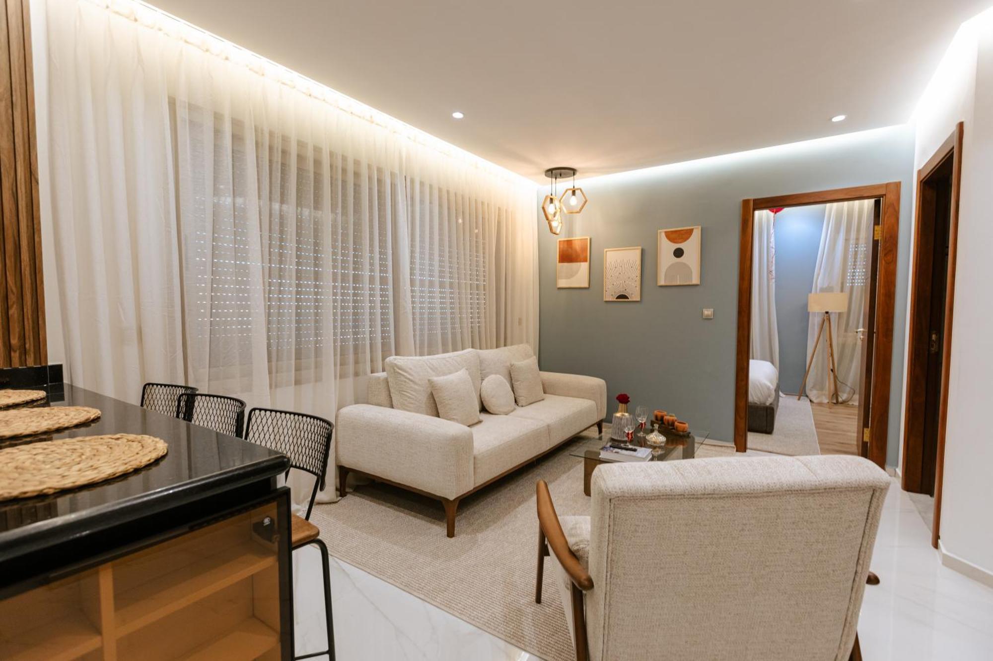 Marina View Residence Luxurious Studio Retreat With Stunning Ocean Views 1 Double Bedroom, 1 Convertible Couch Танжер Экстерьер фото