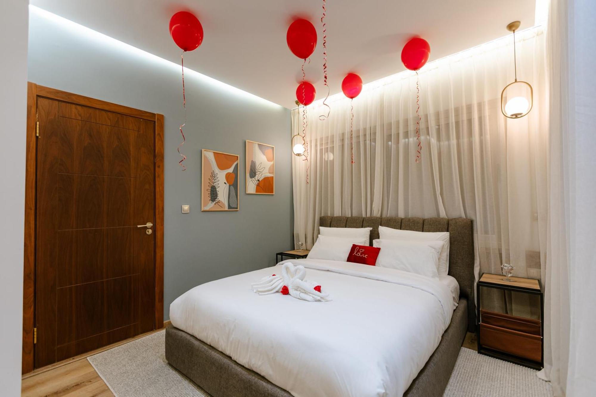 Marina View Residence Luxurious Studio Retreat With Stunning Ocean Views 1 Double Bedroom, 1 Convertible Couch Танжер Экстерьер фото