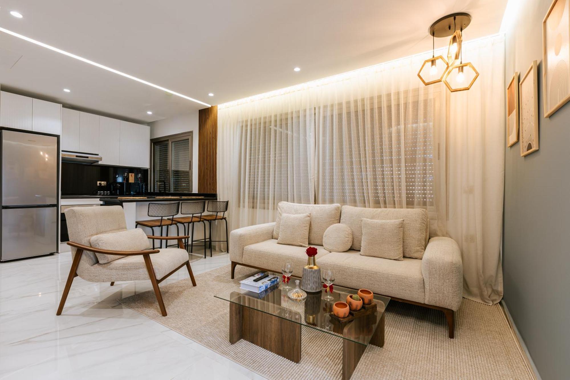 Marina View Residence Luxurious Studio Retreat With Stunning Ocean Views 1 Double Bedroom, 1 Convertible Couch Танжер Экстерьер фото