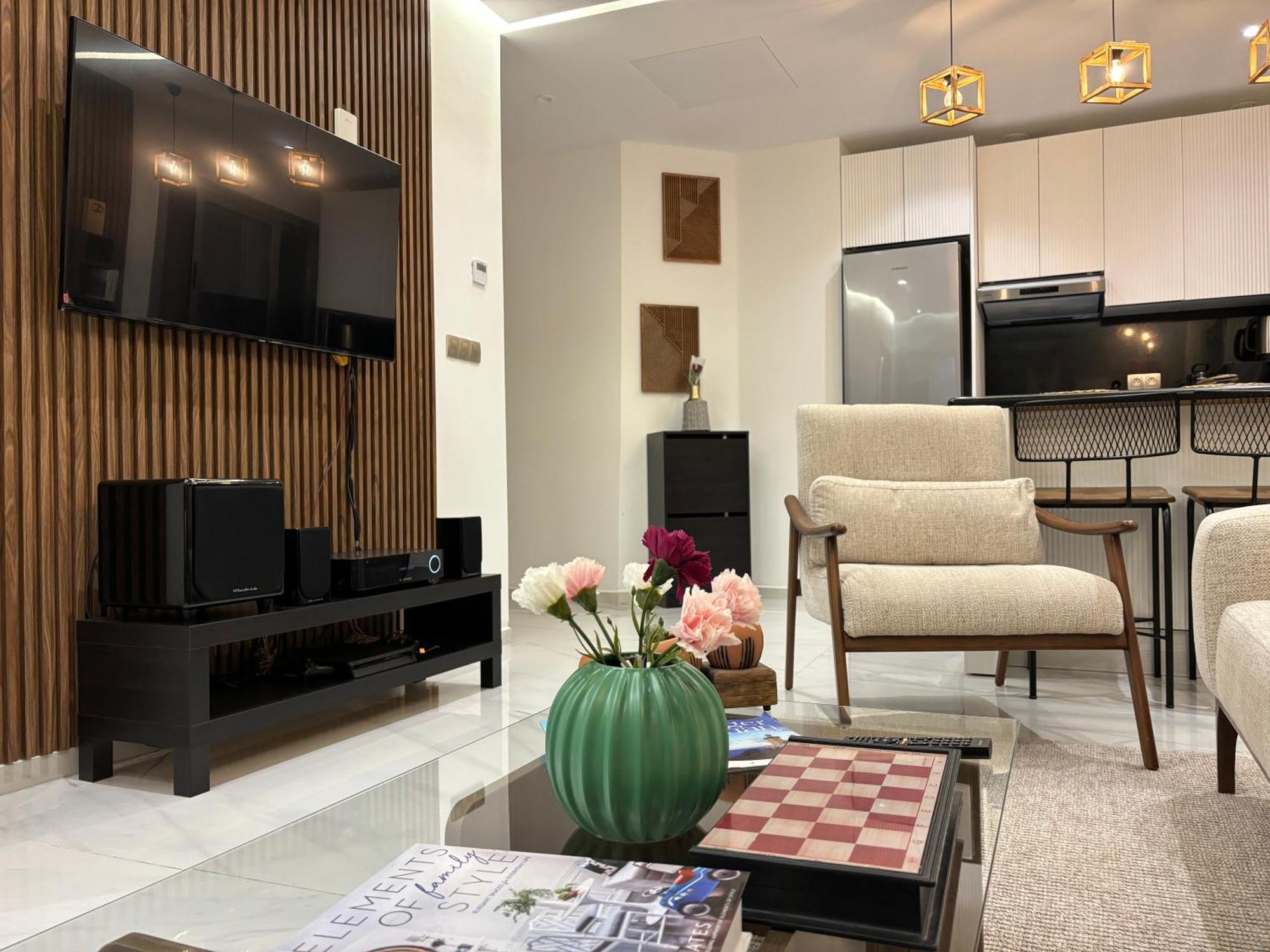 Marina View Residence Luxurious Studio Retreat With Stunning Ocean Views 1 Double Bedroom, 1 Convertible Couch Танжер Экстерьер фото